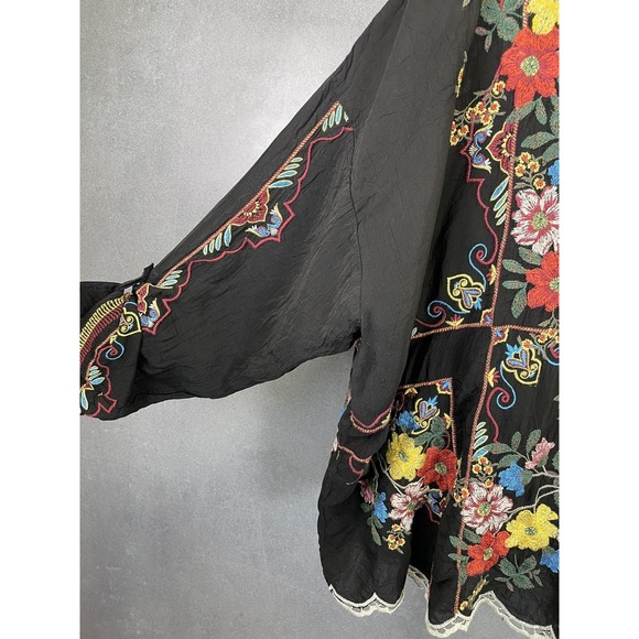 Johnny Was‎ Black Embroidered Blouse MSRP $310 Size M - Picture 6 of 11
